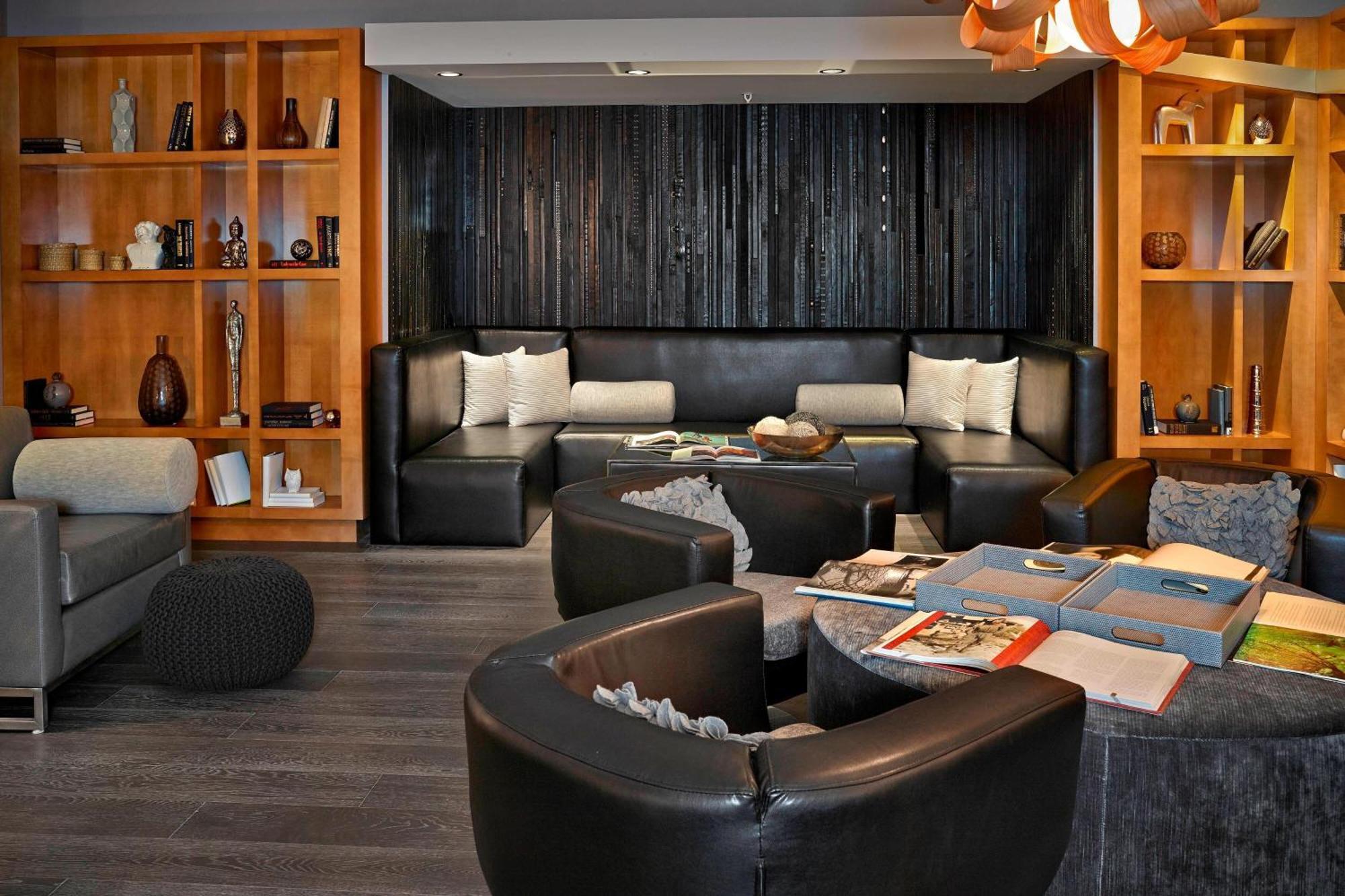 Renaissance Edmonton Airport Hotel Nisku Luaran gambar